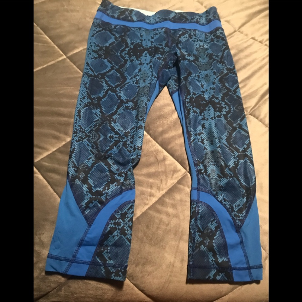 Lululemon crop pants